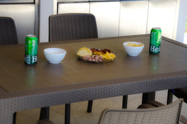 MESA VOSS2000 INDONESIA TAPA PLASTICA GRAFITO SIMIL RATAN - Imagen 3
