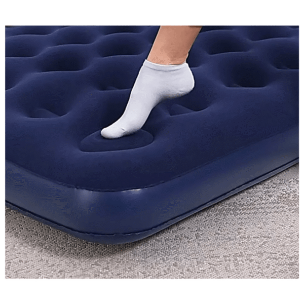 COLCHON INFLABLE BESTWAY FLOCKED AIR 137x191x28 CON INFLADOR PIE 3952-67225 - Imagen 3