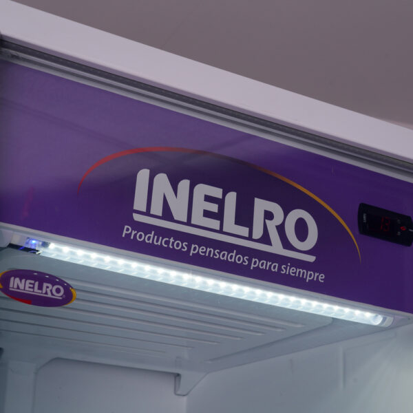 EXHIBIDORA VERTICAL INELRO MT-17  BLANCA 470L 2055x680x605 SIN CENEFA 5 ESTANTES - Imagen 4